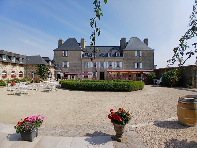 Marché à la ferme du Manoir de Trouzilit à Tréglonou